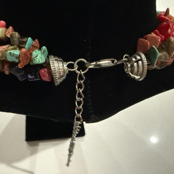 Colorful Vintage Chip Stone Necklace - Picture 3 of 5